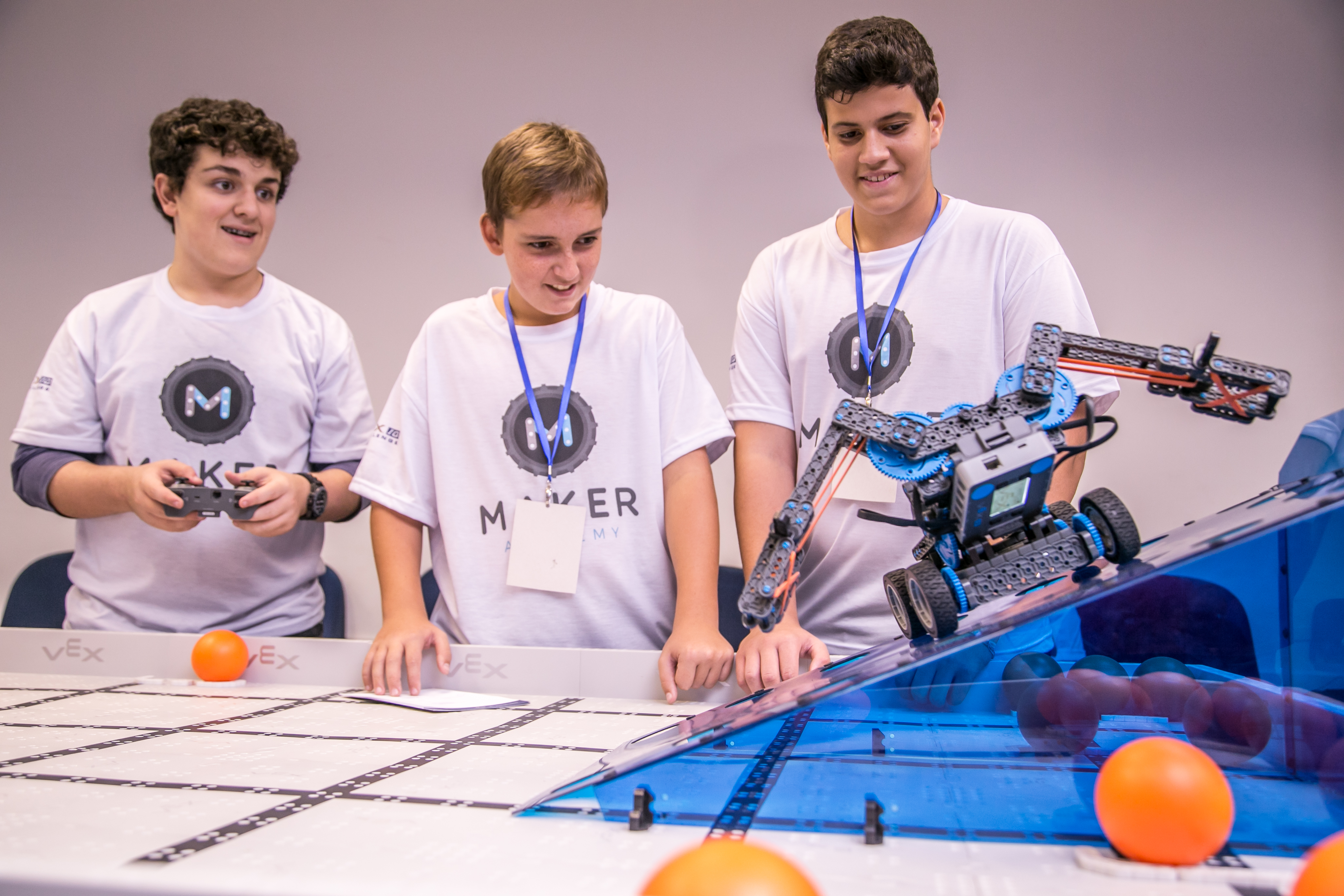Alunos da Escola SESI conquistam 3º lugar em torneio de robótica