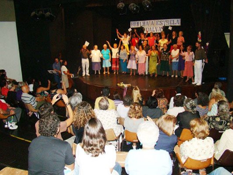 Musical sobre Dalva de Oliveira reabre teatro de Teresópolis para eventos culturais