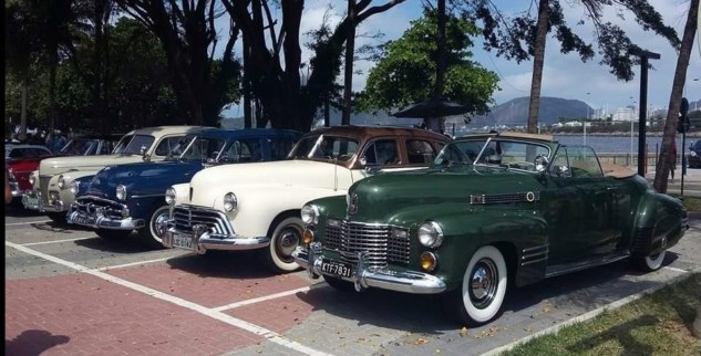 Museu Imperial recebe exposição de carros antigos