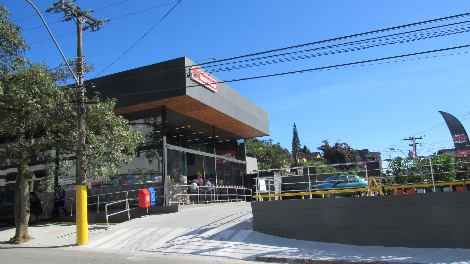 Rede Armazém do Grão inaugura loja na Rua Coronel Veiga, em Petrópolis