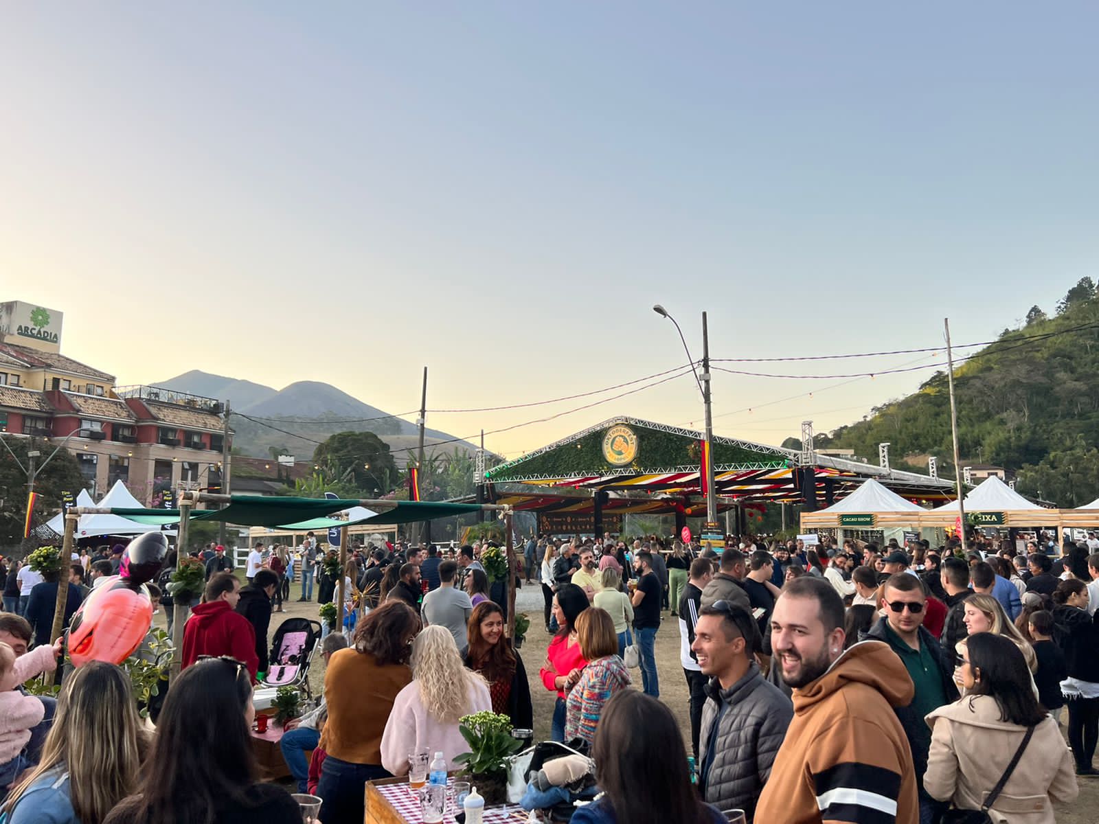 Sucesso de público, Oktoberfest Petrópolis termina com mais de 70 mil visitantes